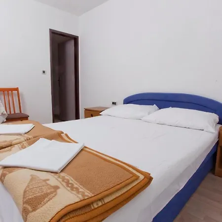 Apartments Marinko *